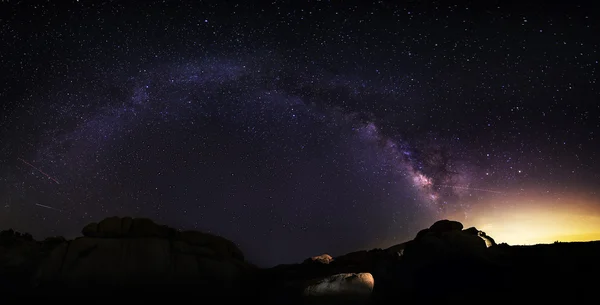 Milky Way θέα στο εθνικό πάρκο Joshua Tree — Φωτογραφία Αρχείου