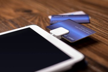 Kredi kartı Swipe veya çip okuyucu