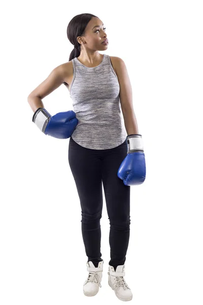 Svart Kvinna Vit Bakgrund Med Boxning Handskar Reklam Med Kopia — Stockfoto