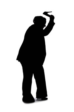 Bir kıvrımlı siluet ya da kompozitler için beyaz arka planda büyük ölçekli bir iş kadını. Topuklu ayakkabıyla bir şeye vuruyor.