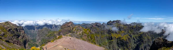 Pico do Arieiro 'nun dağ manzarası, Madeira, Portekiz