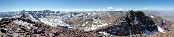 Tunari Tepesinden Bolivya Giden Bir Gezgin — Stok fotoğraf