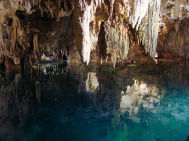 Yucatan, Meksika 'daki Güzel Mağara