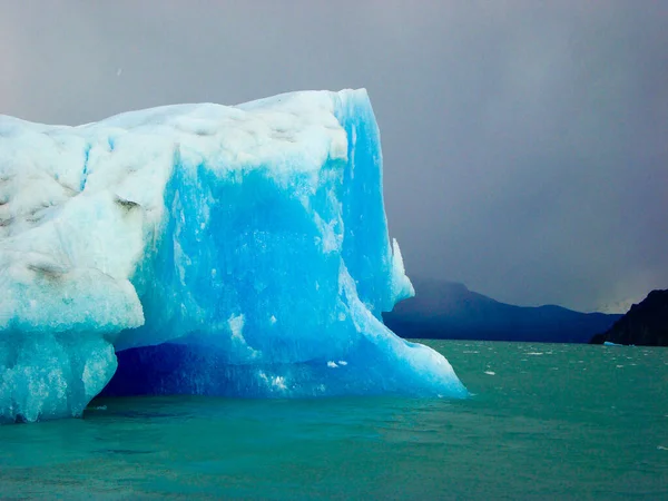 Iceberg Dans Magnifique Lac Patagonie Argentine — Photo