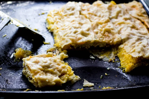  Kabak ve elma ile pide