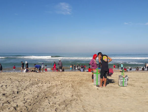 Sawarna Strand Banten Indonesië Juli 2016 Voedselverkopers Verkopen Het Strand — Stockfoto