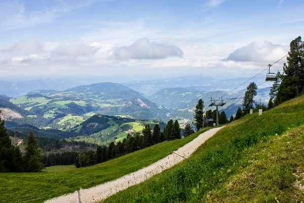 Utsikt Mot Bolzano Från Oberholz Fjällstuga — Stockfoto