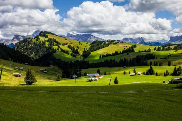 Seiser Alm Alpe Siusi Plateau Dolomieten Een Zomerdag — Stockfoto