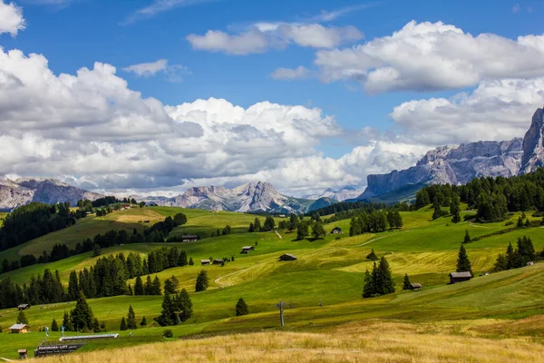 Vue Seiser Alm Avec Les Dolomites Arrière Plan — Photo