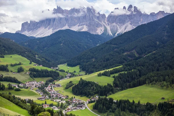 Vue Village Santa Maddalena Val Funes Italie — Photo