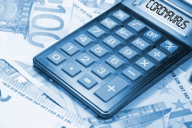 Euro banknotları, hesap makinesi ve Corona Virüsü