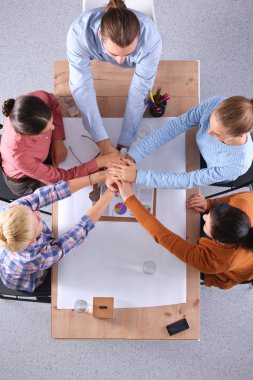 Elleri Yığılmış İş Arkadaşlarının Yakın Çekimi