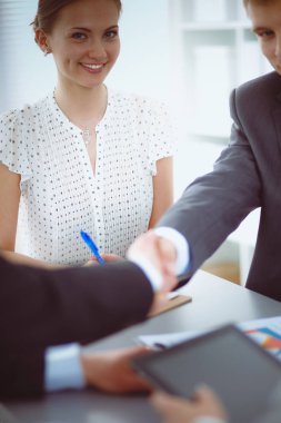 El sallayarak, bir buluşma terbiye iş adamları. İş adamları