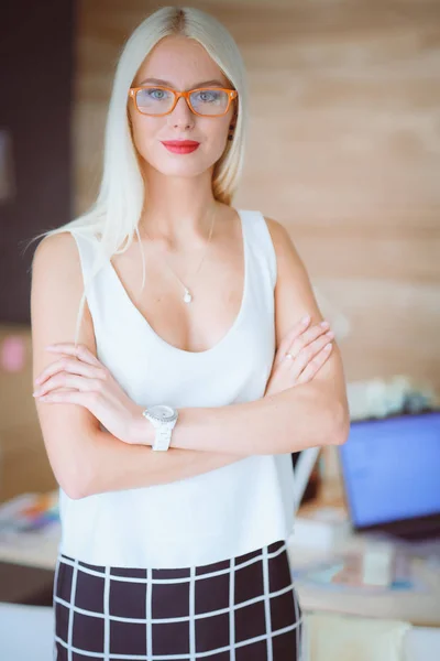 Fashion designers working in studio — Stock Photo, Image