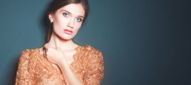 brun långärmad topp - Blå jeans