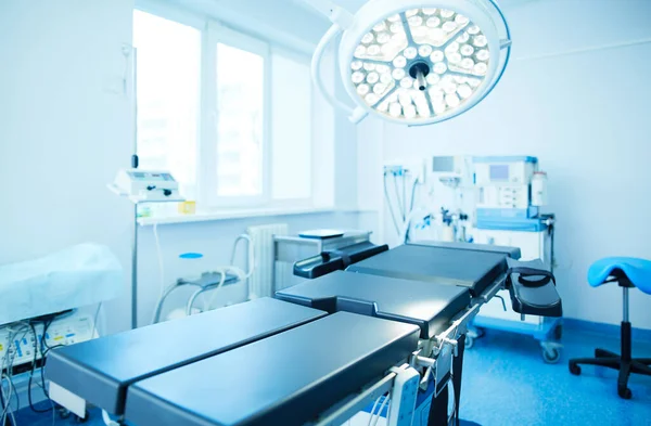 Interior of operating room in modern clinic — Stock Photo, Image