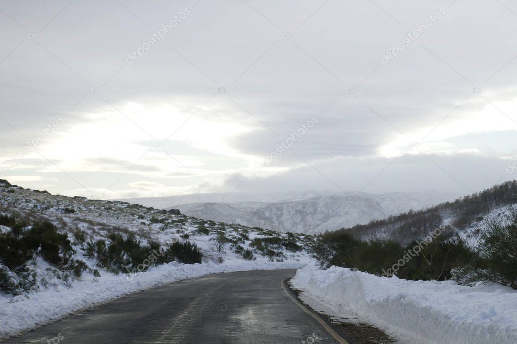 A road in the snowy mountains 
