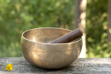 Tibet kâsesi yedi metalden yapılmıştır.