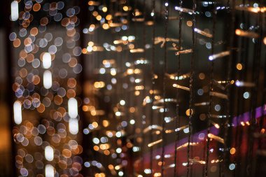 Yılbaşı ışıkları dekorasyon yakın çekim görünümü