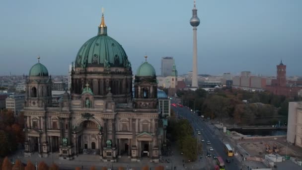 AERIAL: Berlin, Germany Cathedral with Alexanderplatz in Background and birds flying by — 图库视频影像