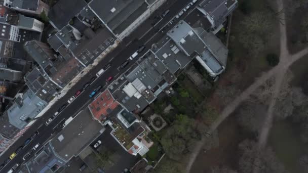 AERIAL: Slow Overhead Shot of Cologne City w Niemczech — Wideo stockowe