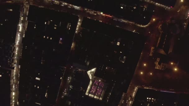 AERIAL: Slow Overhead Shot of City at Night with Lights and Traffic, Κολωνία, Γερμανία — Αρχείο Βίντεο