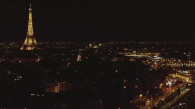 Eyfel Kulesi 'nden İHA' ya ters uçuş, Paris 'te Eyfel Turu, Fransa' da Şehir Işıklarıyla Gece 