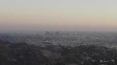Hollywood Hills, Sunset, Los Angeles, Kaliforniya 'da Los Angeles' a bakın. 
