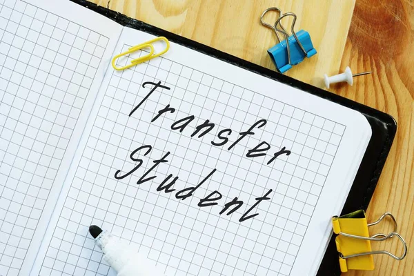 Business Concept Betekent Transfer Student Met Zin Het Stuk Papier — Stockfoto