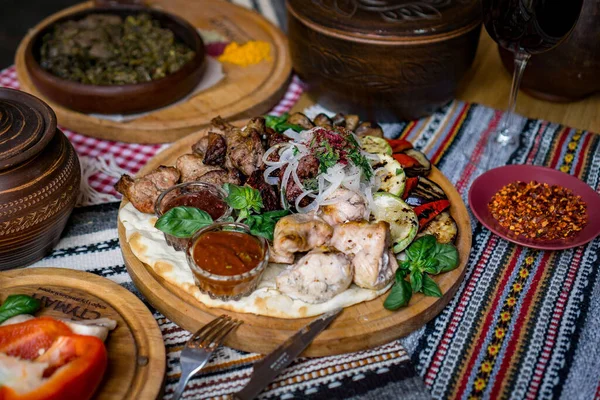 Грузия Традиционная Кухня Здоровая Вкусная Еда Ресторане — стоковое фото