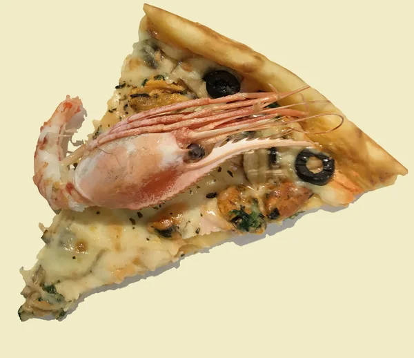 Ломтик Пиццы Морепродуктами Большой Креветкой — стоковое фото