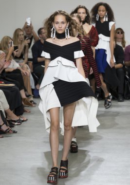 Proenza Schouler - bahar 2017 koleksiyonu