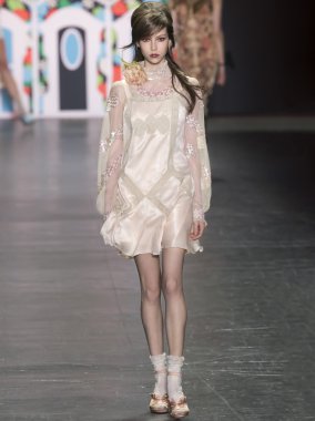 Anna Sui - bahar 2017 koleksiyonu