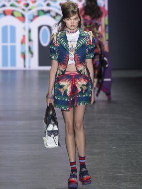 Anna Sui - bahar 2017 koleksiyonu