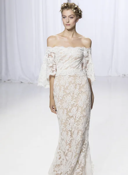 Reem Acra - najaar 2017 collectie - New York Fashion Week Bridal — Stockfoto
