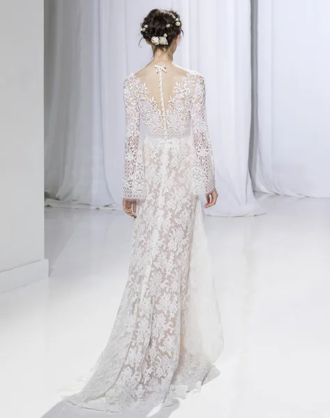 Reem Acra - Outono 2017 Coleção - New York Fashion Week Nupcial — Fotografia de Stock