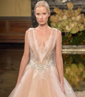 Yolan Cris - Güz 2017 koleksiyonu - New York moda hafta gelin