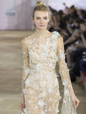 Ines Di Santo - Güz 2017 koleksiyonu - New York moda hafta Bri