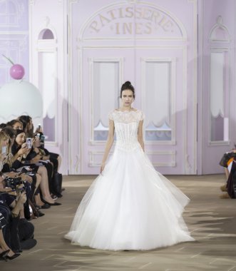 Ines Di Santo - Güz 2017 koleksiyonu - New York moda hafta Bri