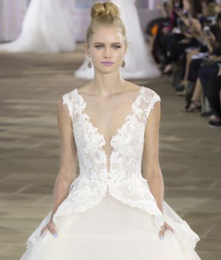 Ines Di Santo - Güz 2017 koleksiyonu - New York moda hafta Bri