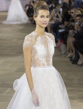 Ines Di Santo - Güz 2017 koleksiyonu - New York moda hafta Bri