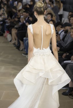 Ines Di Santo - Güz 2017 koleksiyonu - New York moda hafta Bri