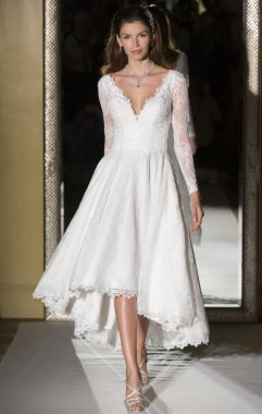 Oleg Cassini - Güz 2017 koleksiyonu - New York moda hafta Brid