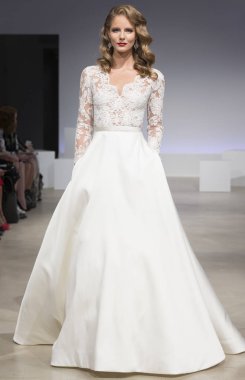 Anne Barge - Güz 2017 koleksiyonu - New York moda hafta gelin