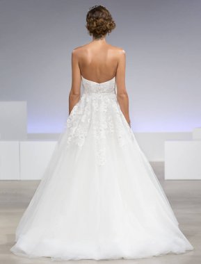 Anne Barge - Güz 2017 koleksiyonu - New York moda hafta gelin