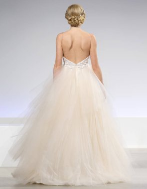 Anne Barge - Güz 2017 koleksiyonu - New York moda hafta gelin