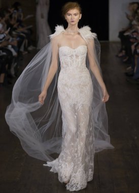 Rita Vinieris - Güz 2017 koleksiyonu - New York Fashio tarafından Rivini