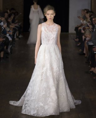 Rita Vinieris - Güz 2017 koleksiyonu - New York Fashio tarafından Rivini