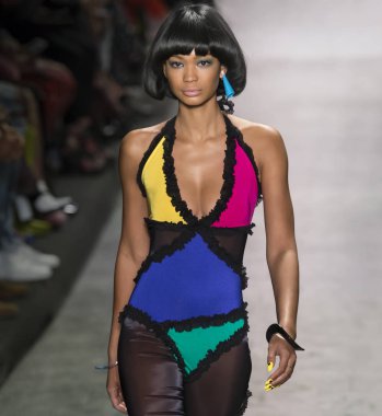 Jeremy Scott - bahar 2017 koleksiyonu