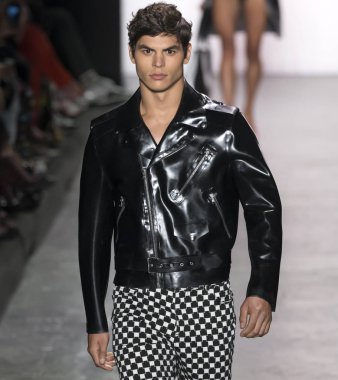 Jeremy Scott - bahar 2017 koleksiyonu